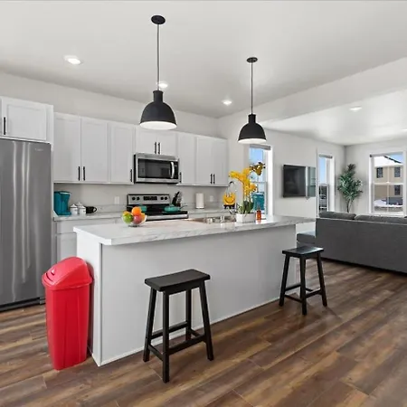 Stay With Style In This Townhome